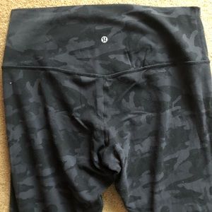 Lululemon Align Pant - Camo size 14